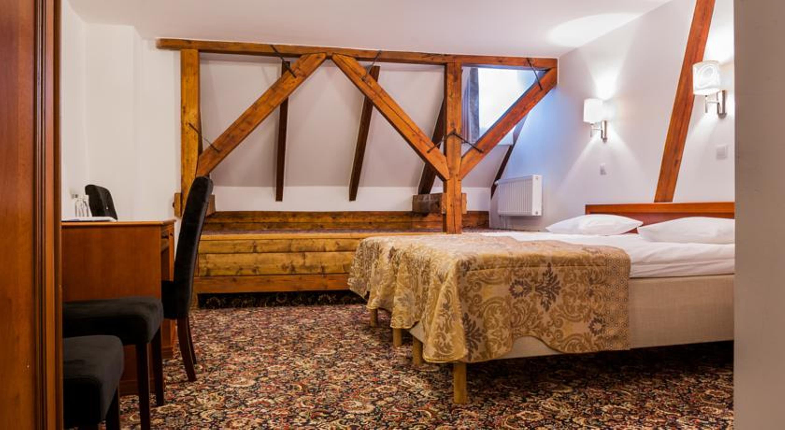 ทรี คราวน์ เรสซิเดนท์ Hotel ทาลลินน์ ภายนอก รูปภาพ